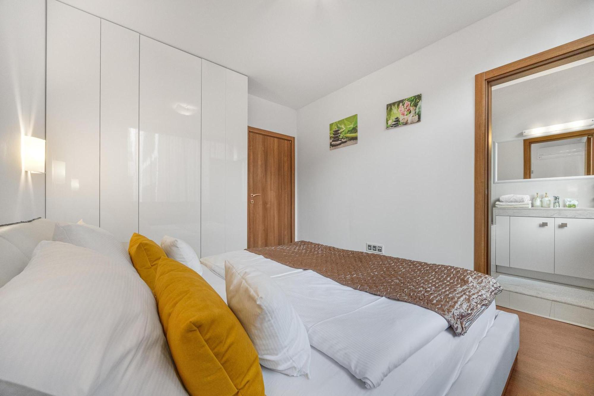 Revon Business Apartment 50 Dunajska Μπρατισλάβα Εξωτερικό φωτογραφία