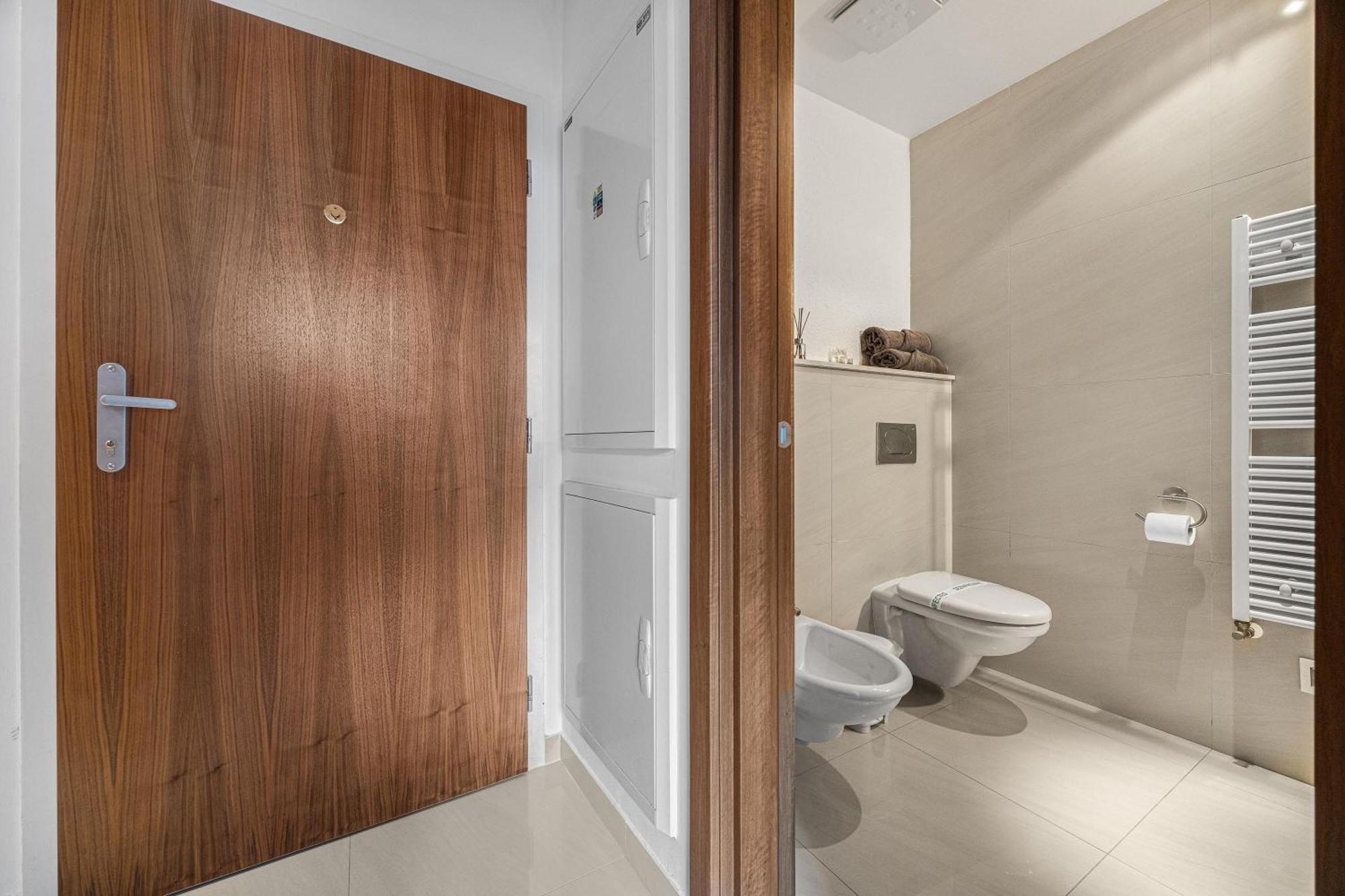 Revon Business Apartment 50 Dunajska Μπρατισλάβα Εξωτερικό φωτογραφία